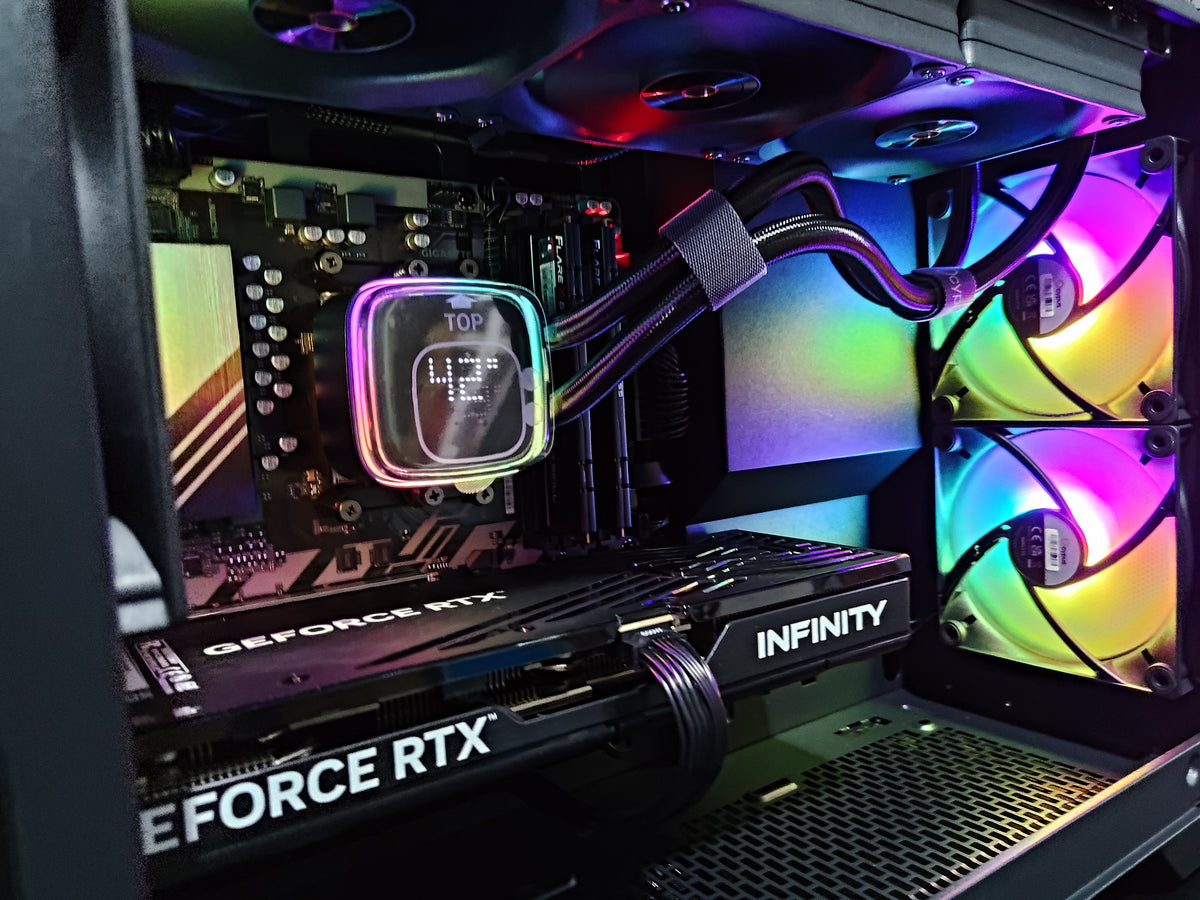 Aurora XT M3 Black Desktop Gaming PC | AMD Ryzen 5 7500F | 32GB RAM | 1TB SSD | RTX 5070 | Windows 11 Pro