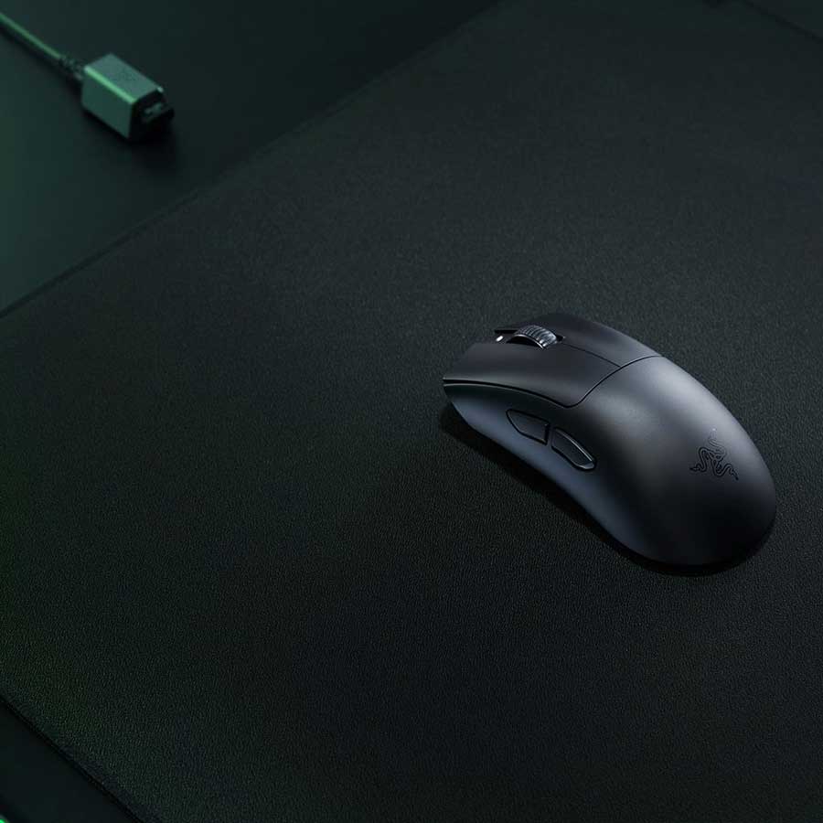 Razer DeathAdder V3 HyperSpeed Ultra-Lightweight Wireless Ergonomic eSports Mouse (Black)