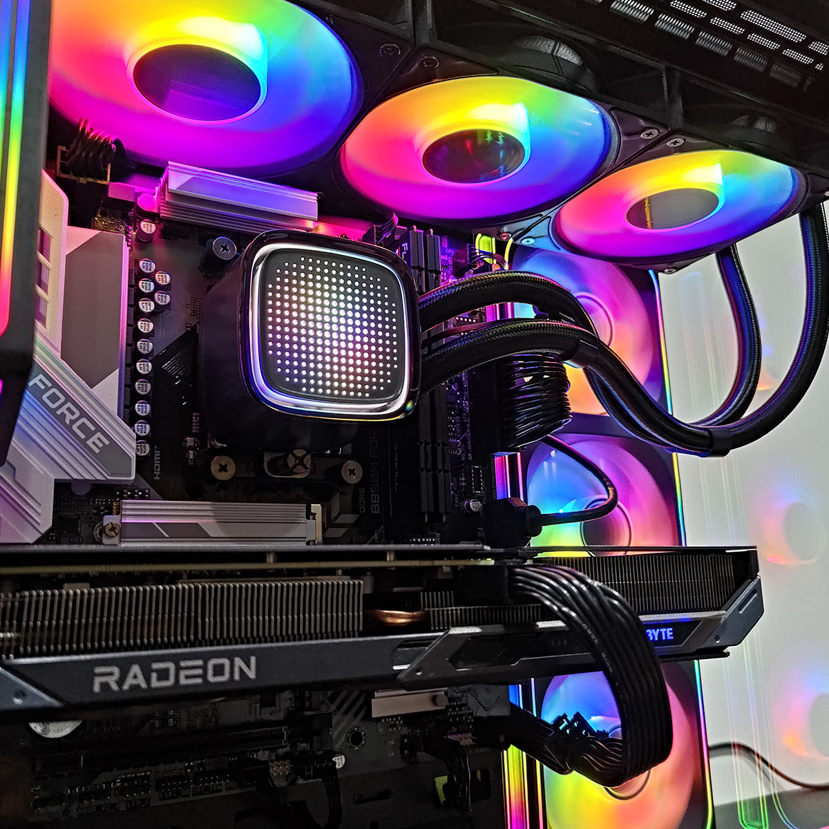 Sophos Luxe Black Desktop Gaming PC