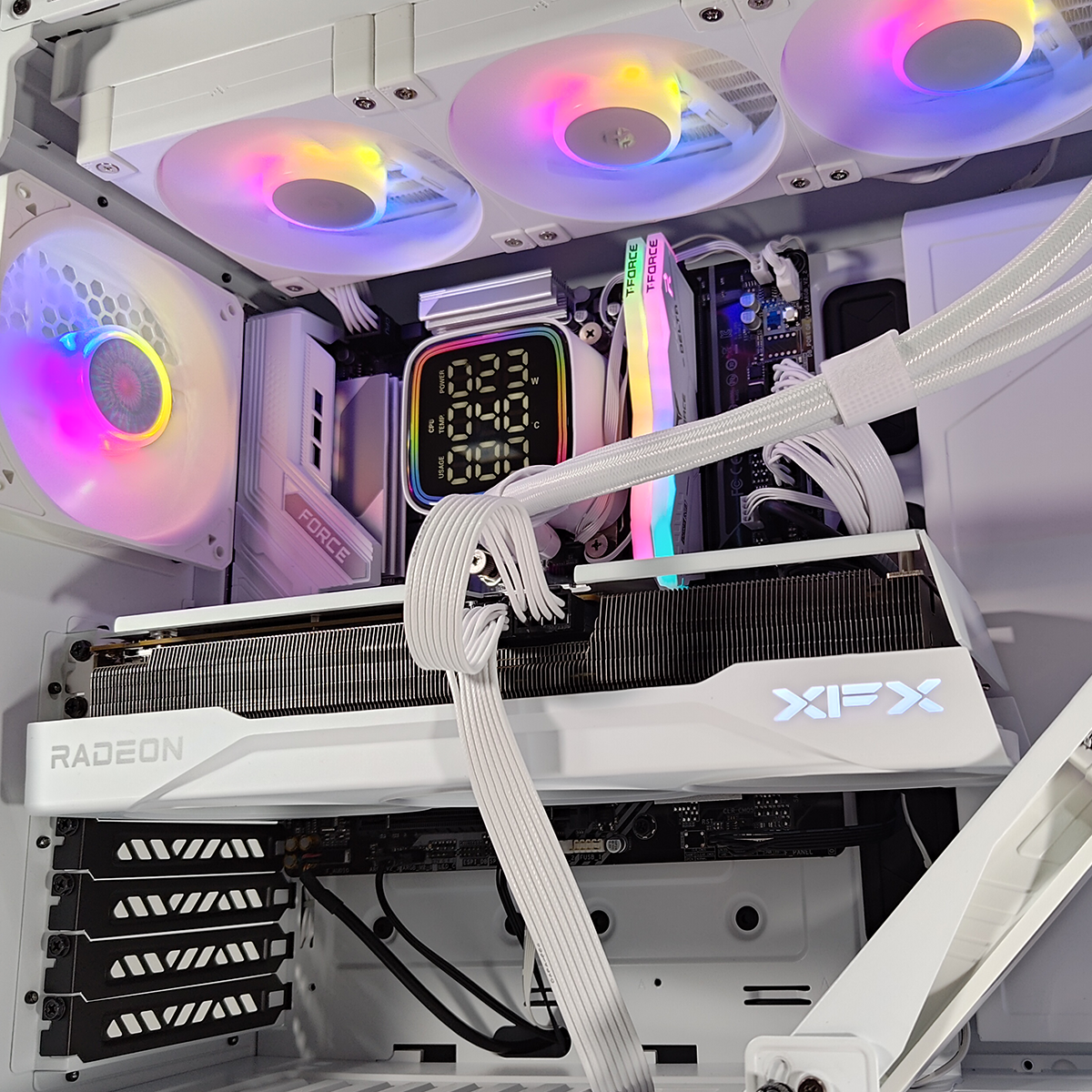 Optima HAF 500 White Desktop Gaming PC