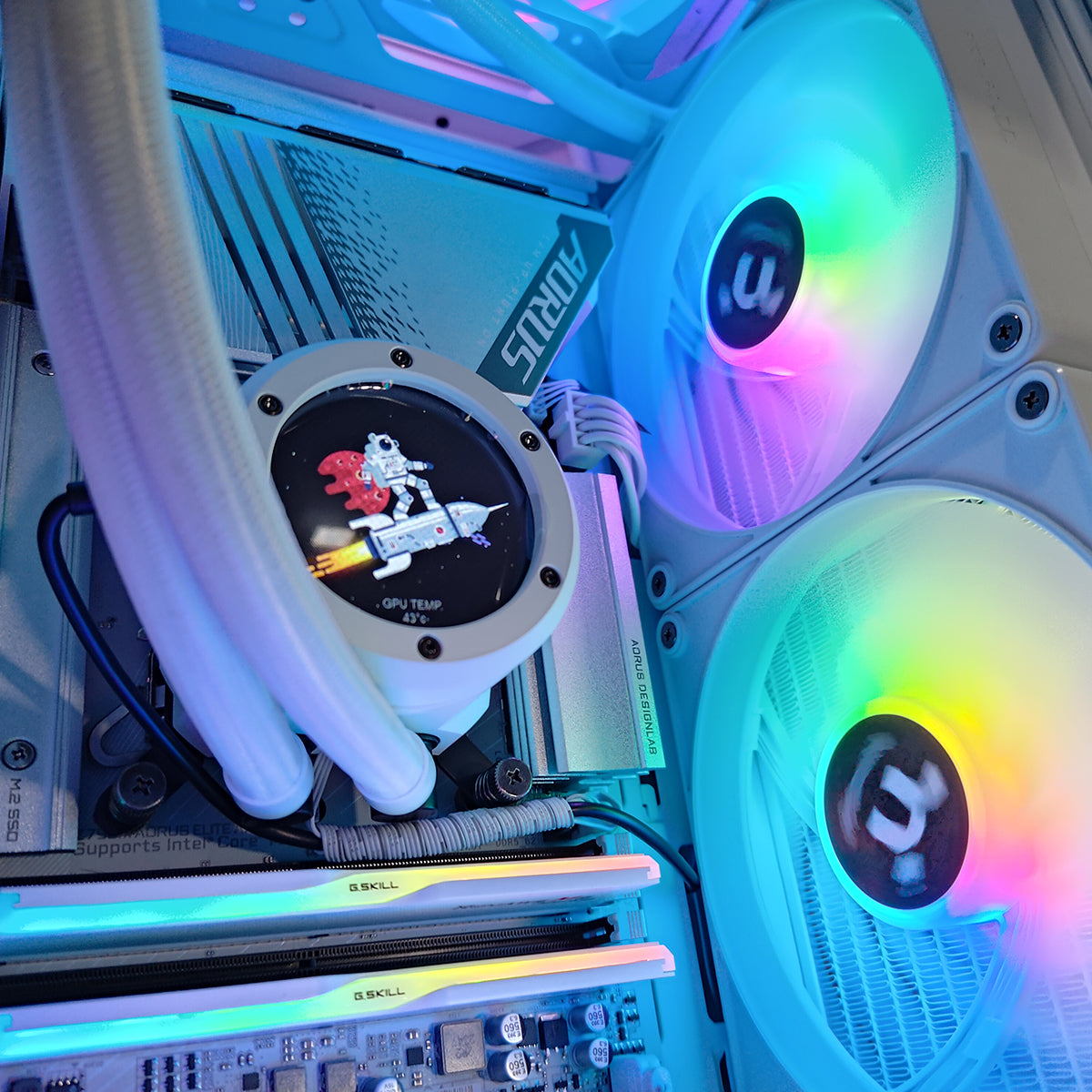 Ultra Tower 300 White Desktop Gaming PC | DataBlitz