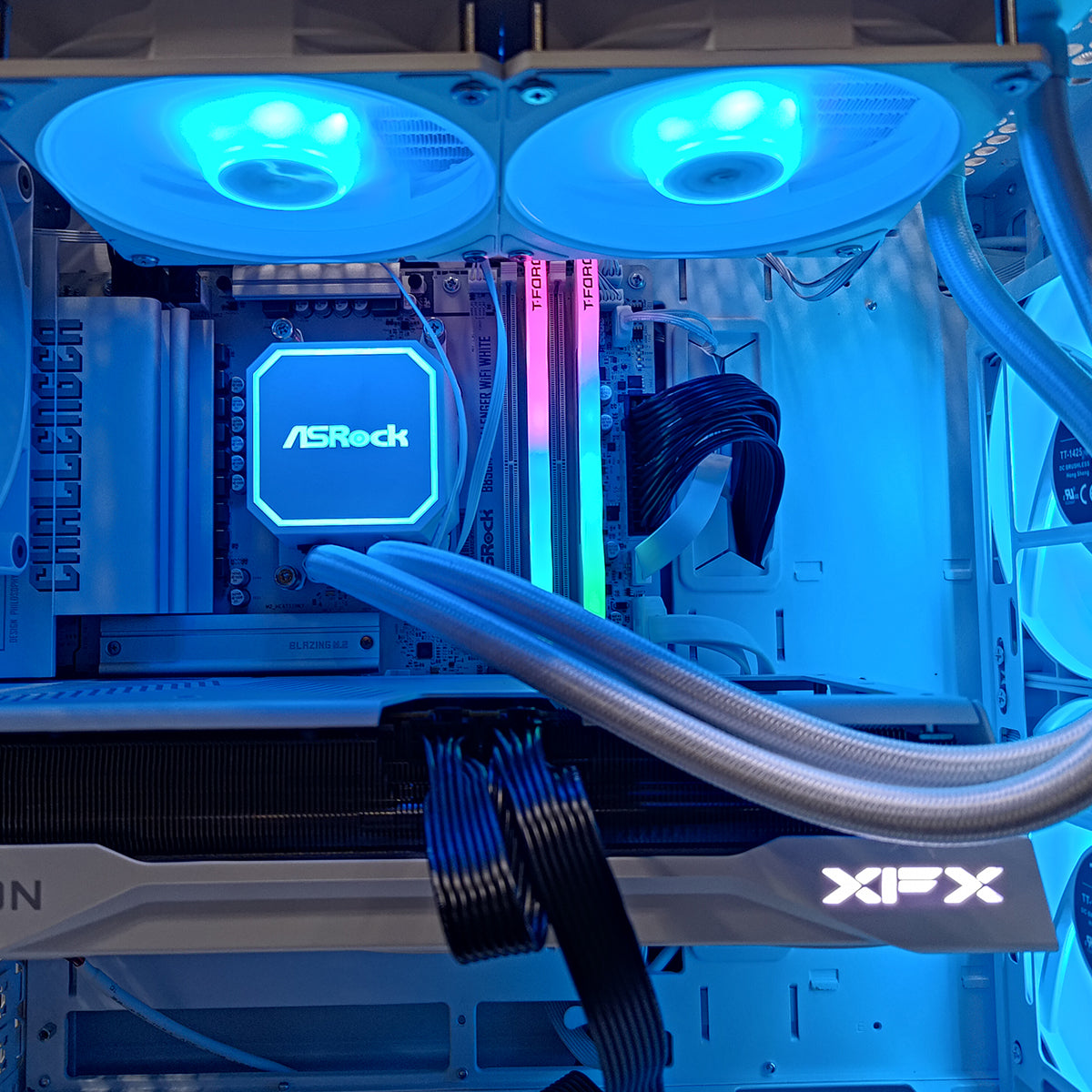 Optima Ceres Snow White Desktop Gaming PC
