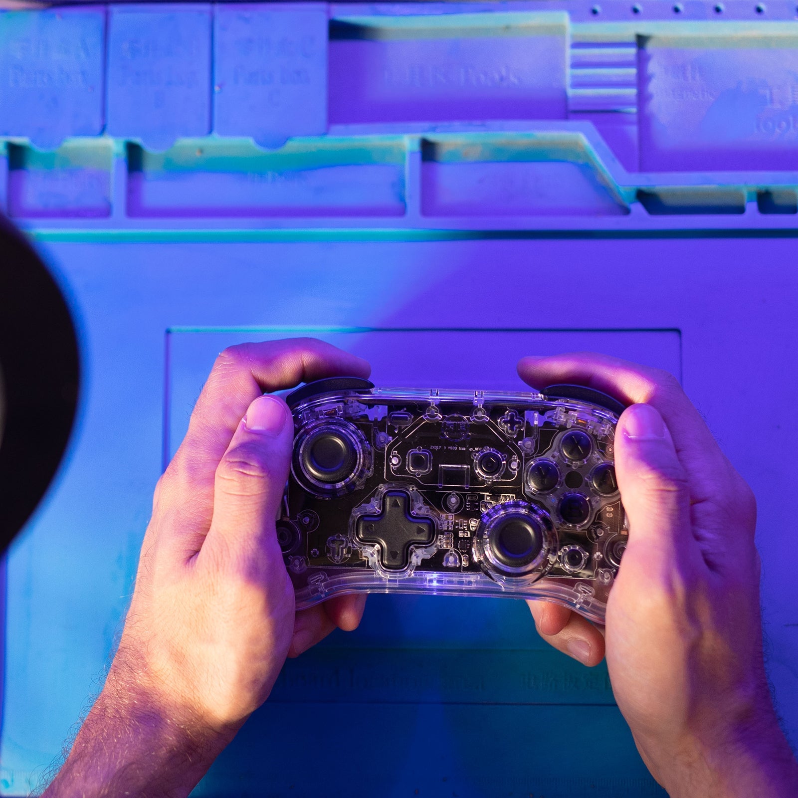 IINE Switch Transparent Controller (L530)