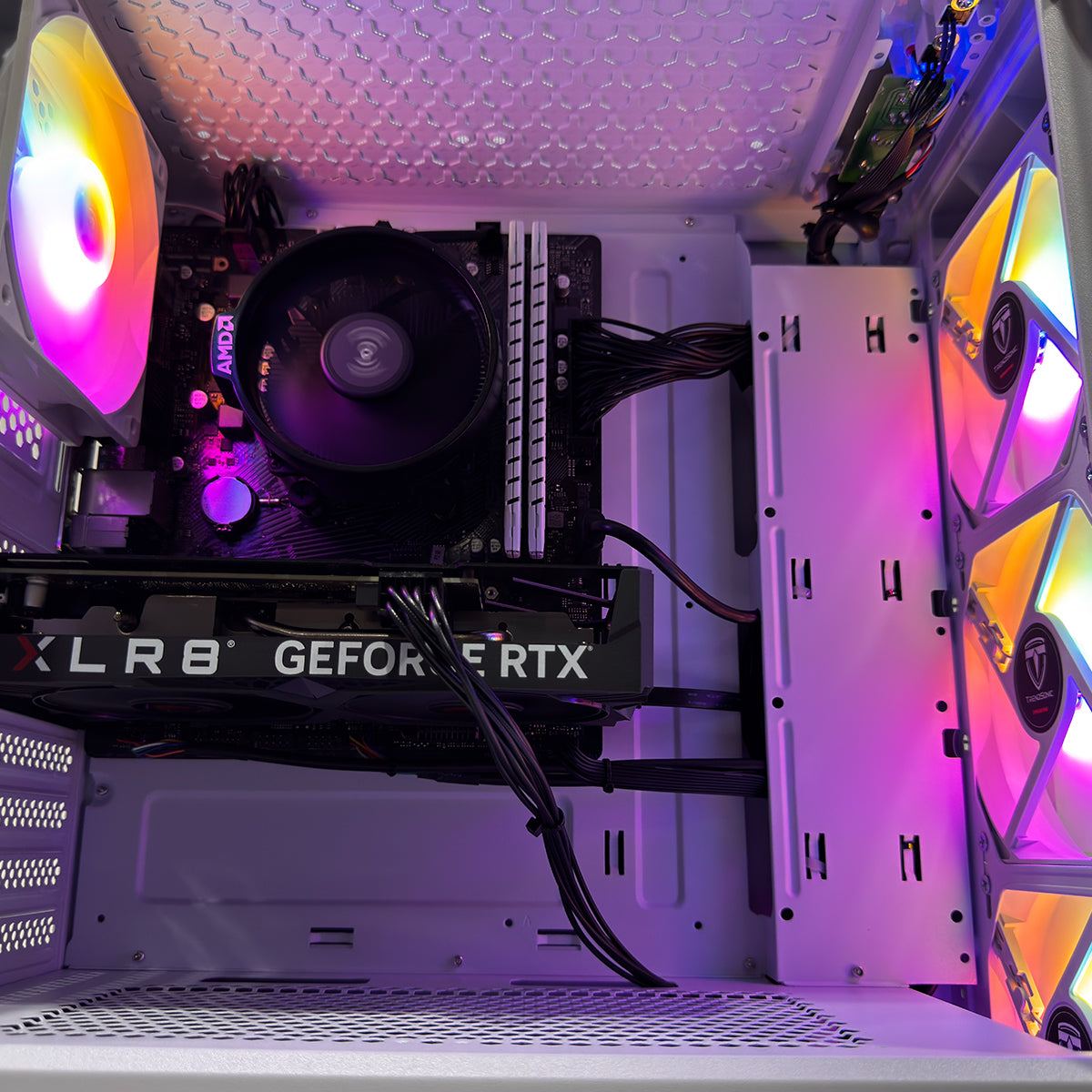 Alpha Hermes White Desktop Gaming