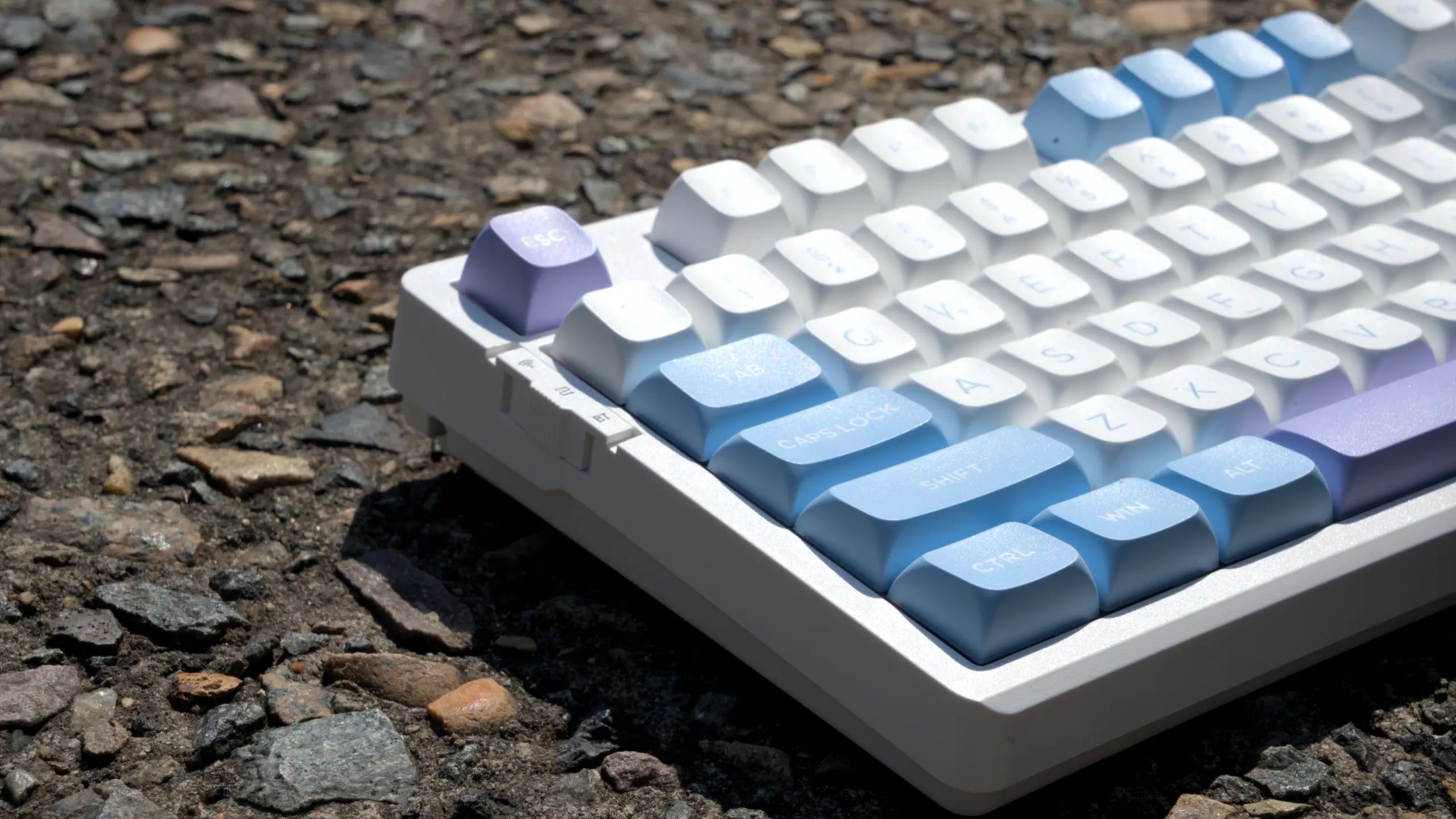 VGN V98 Pro V2 Wireless Gaming Mechanical Keyboard (Steam Wave Pro Switch)