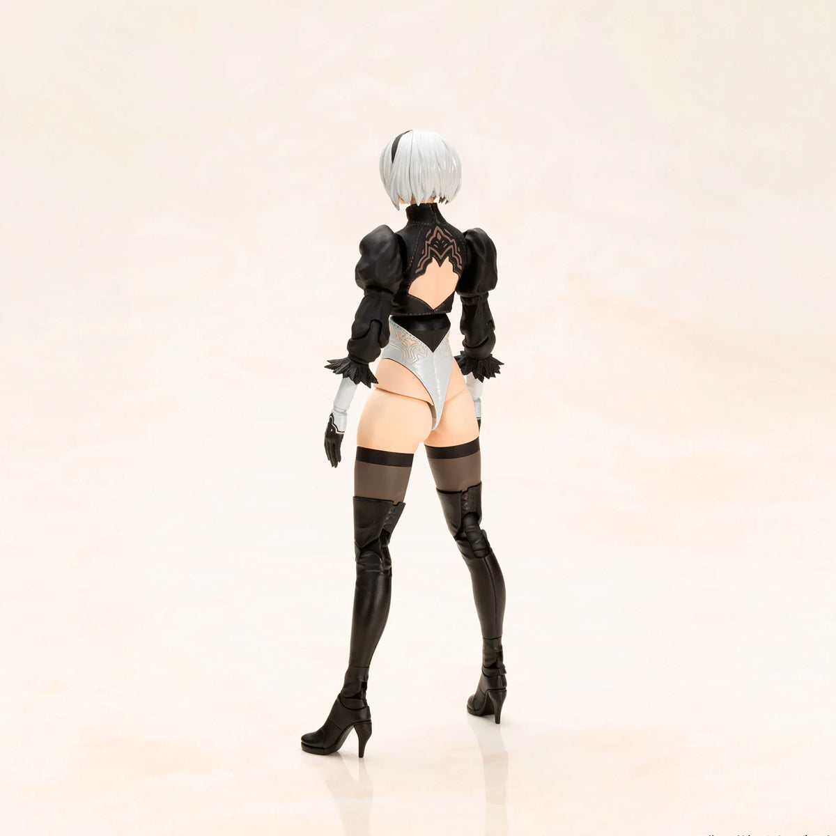 NieR:Automata Plastic Model Kit - 2B (YoRHa No.2 Type B)
