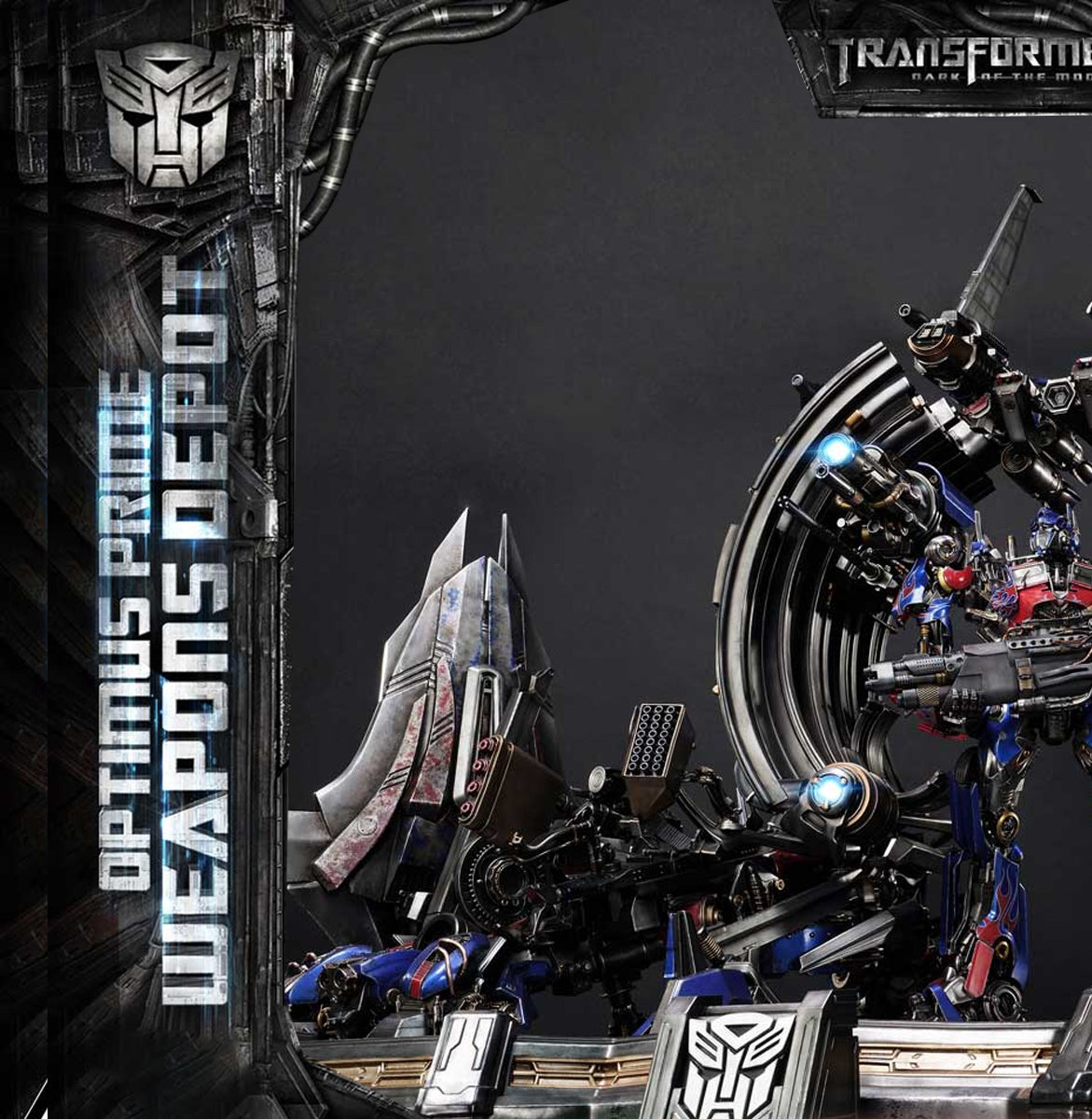Museum Masterline Transformers: Dark of the Moon (Film) Optimus Prime Weapons Depot