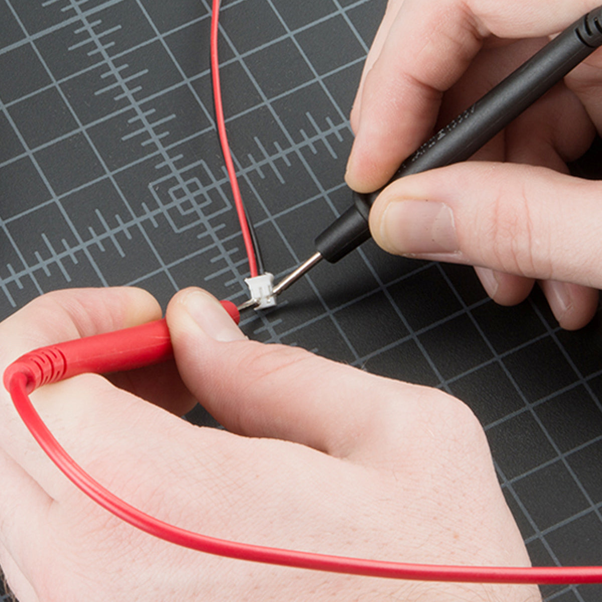 Digital Multimeter (DT-832)