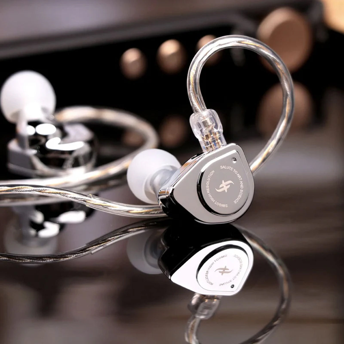 SIMGOT EW200 10mm SCP Diaphragm Dual-Magnetic-Circuit & Dual-Cavity Dynamic Driver In-Ear Earphones