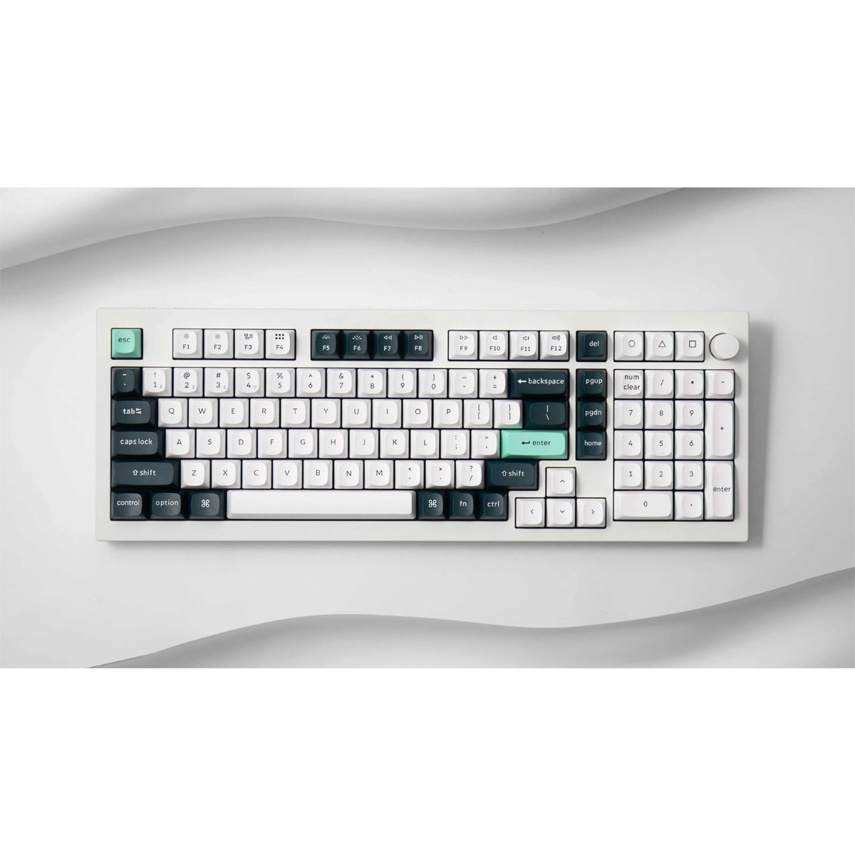 Keychron Q5 HE QMK 96% Fully Assembled Knob RGB Backlight Hot-Swappable Wireless Magnetic Switch