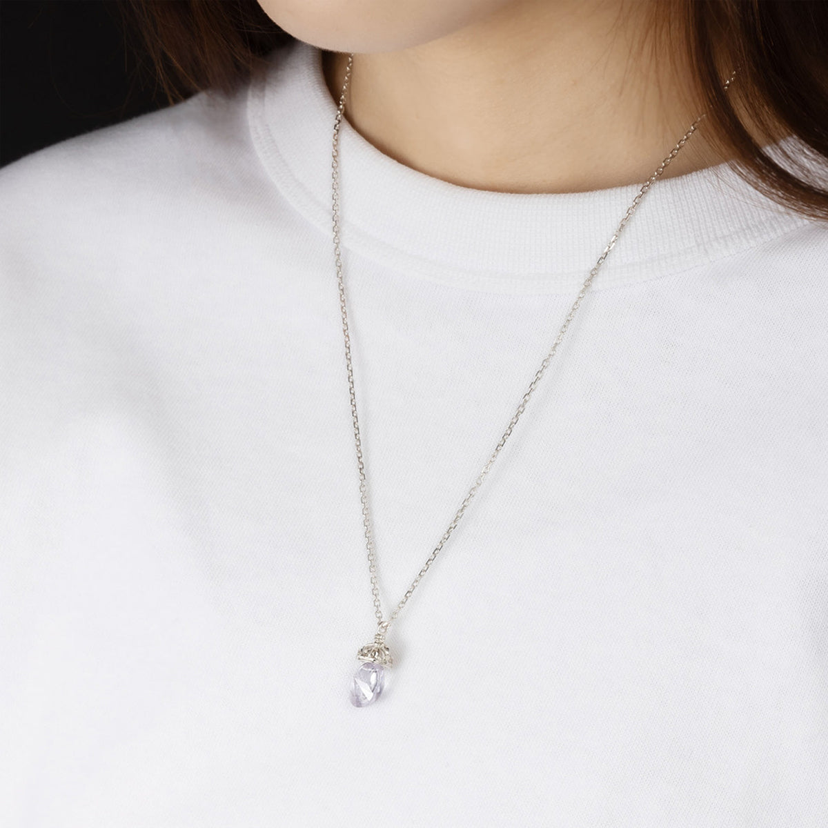 Final Fantasy IX Silver Necklace - Garnet | DataBlitz