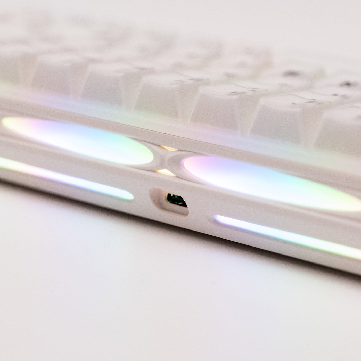 MonsGeek Verve 68 HE Wired RGB Magnetic Keyboard (Misty White) (Akko Flash Magnetic Switch)