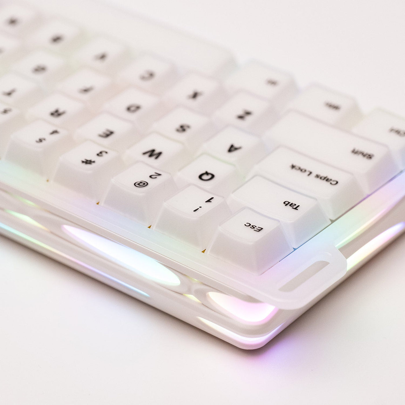 MonsGeek Verve 68 HE Wired RGB Magnetic Keyboard (Misty White) (Akko Flash Magnetic Switch)