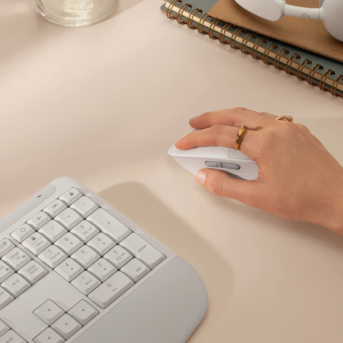 Logitech Signature Comfort Plus M850 L Wireless Mouse (Off White) (910-007734)