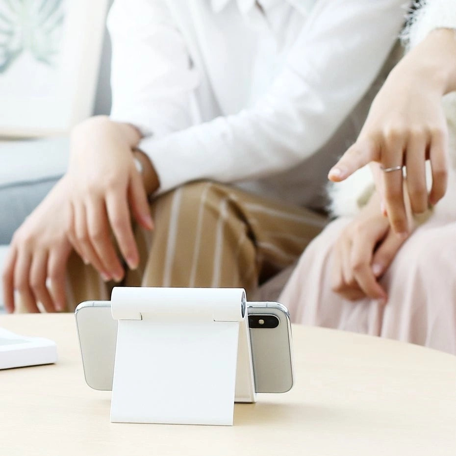 Ugreen Adjustable Portable Desktop Phone Stand (White)