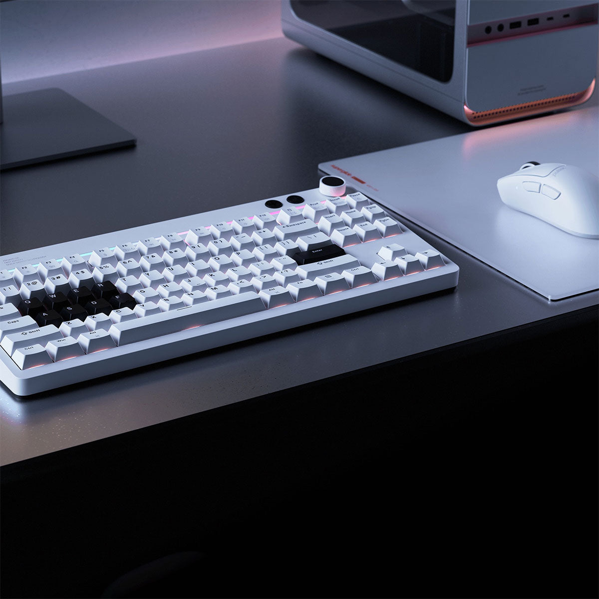 Pulsar XBOARD QS Mechanical Gaming Keyboard with Quick Switching Technology, Win/Mac Switch Key (PWKXBQSO2)