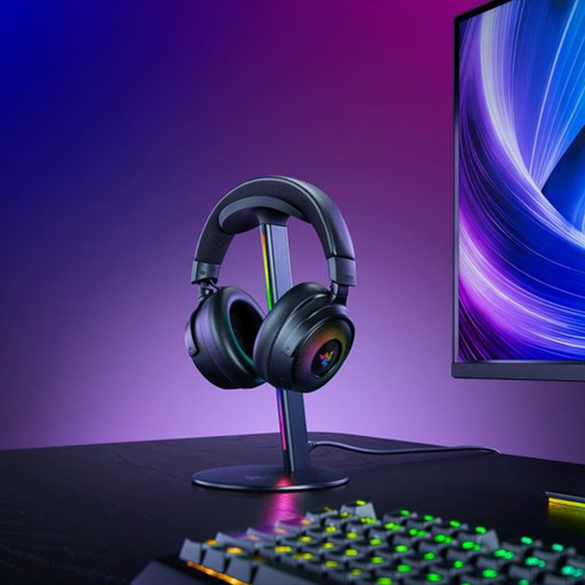 Razer Base Station V3 Chroma Smart RGB Headset Stand with USB Ports (Black)