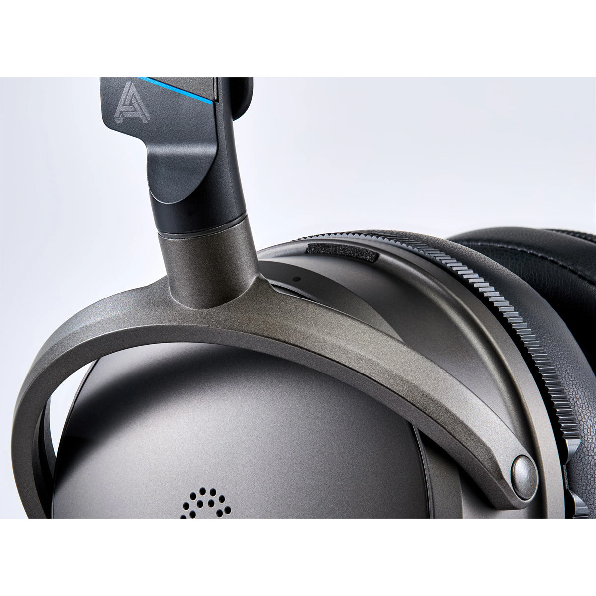 Audeze Maxwell 2 Wireless Planar Magnetic Headset for PC / Mac / Playstation / Switch / Mobile