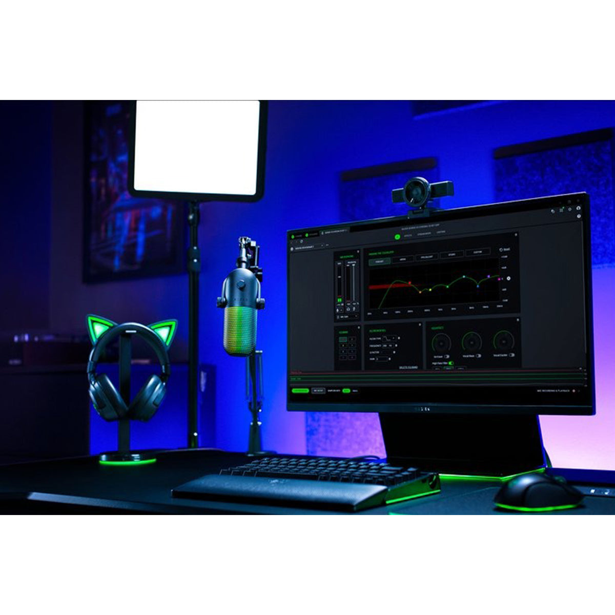 Razer Seiren V3 Chroma 32-Bit DSP RGB USB Microphone
