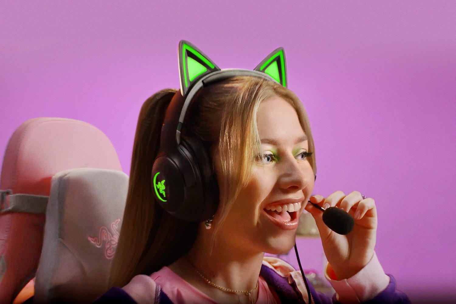 Razer Kraken Kitty V2 USB Headset With RGB Kitty Ears (Black)