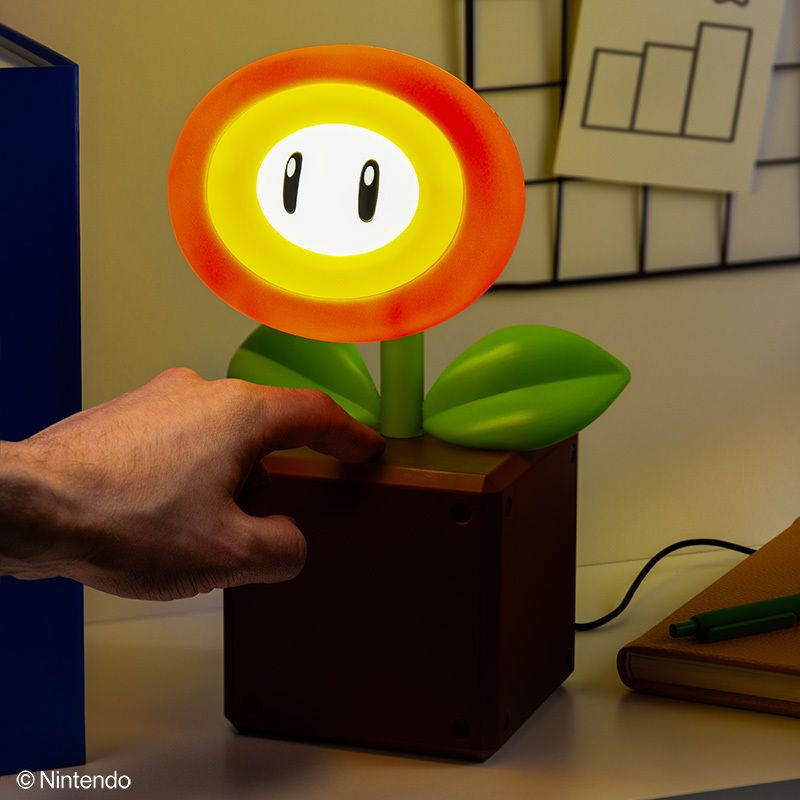 Paladone Super Fire Flower LED Lamp (PP14360NN)