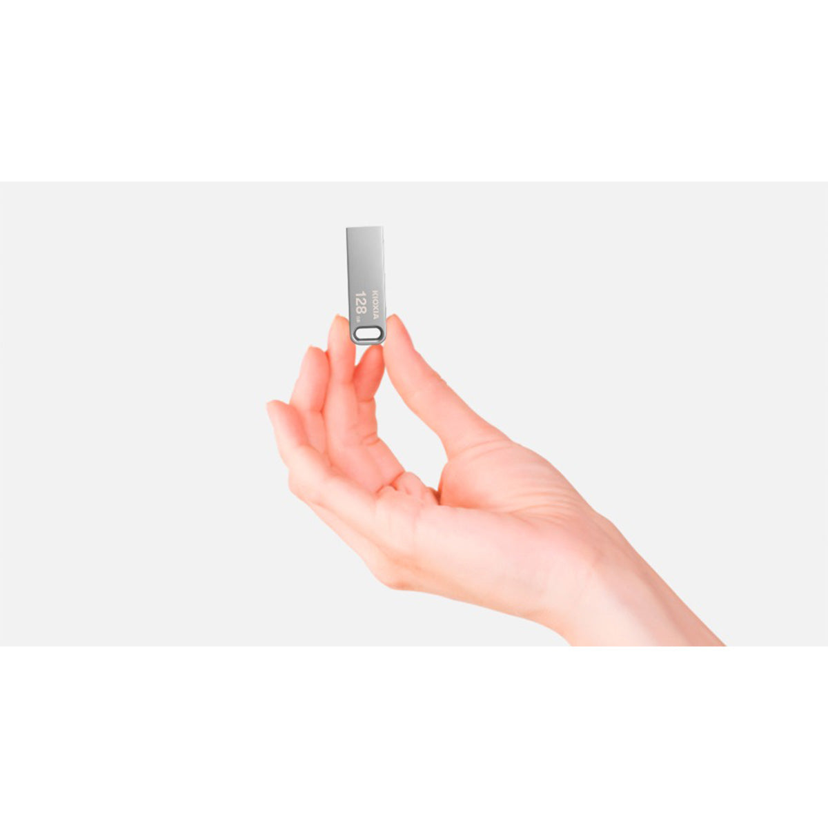 Kioxia TransMemory U366 128GB USB 3.2 Gen 1 200MB/s Read Type-A Flash Drive (LU366S128GG4)