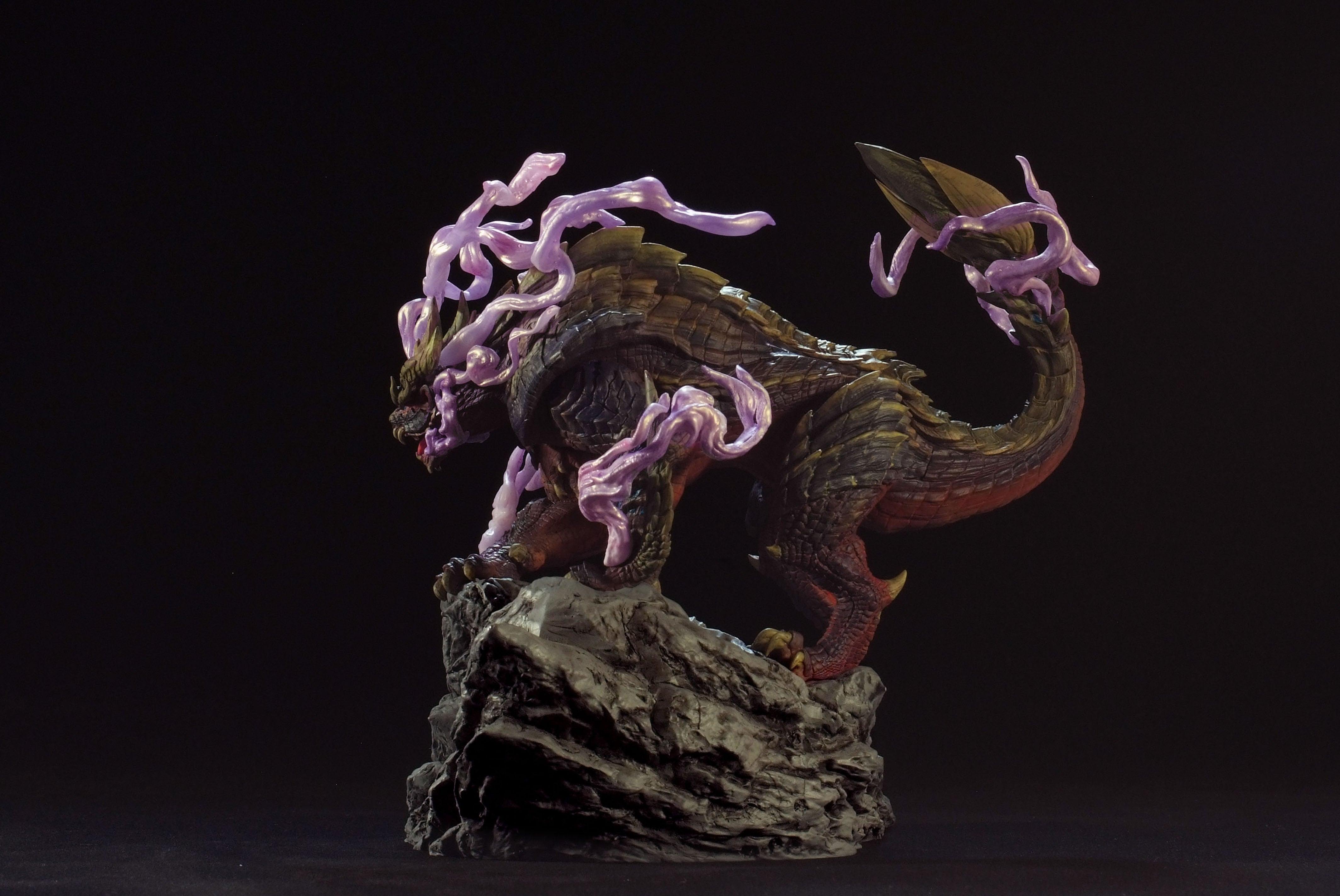 CAPCOM FIGURE BUILDER CREATORS MODEL MONSTER HUNTER RISE (MAGNAMALO) - DataBlitz