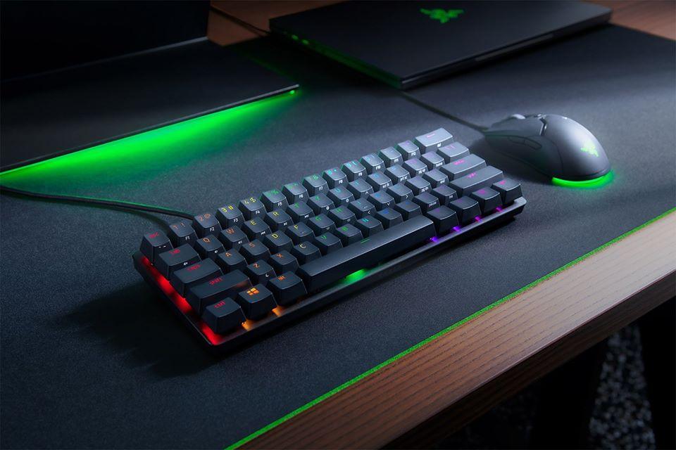 RAZER HUNTSMAN MINI OPTICAL MECHANICAL GAMING KEYBOARD (LIGHT &CLICKY) (PURPLE SWITCHES) - DataBlitz