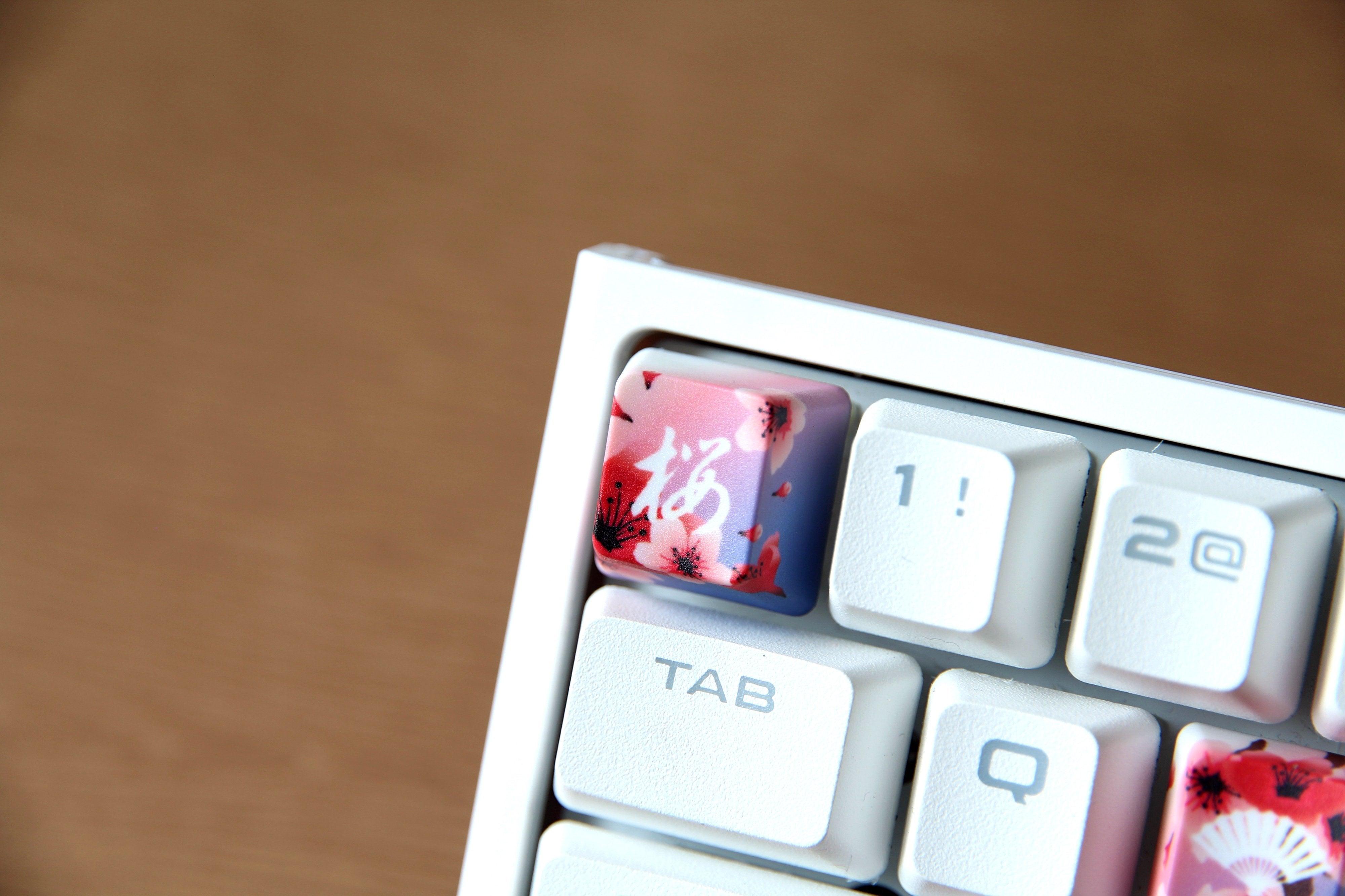 TRAITORS SAKURA SHIRO KEYCAP SET (TRDSU0247-1) - DataBlitz