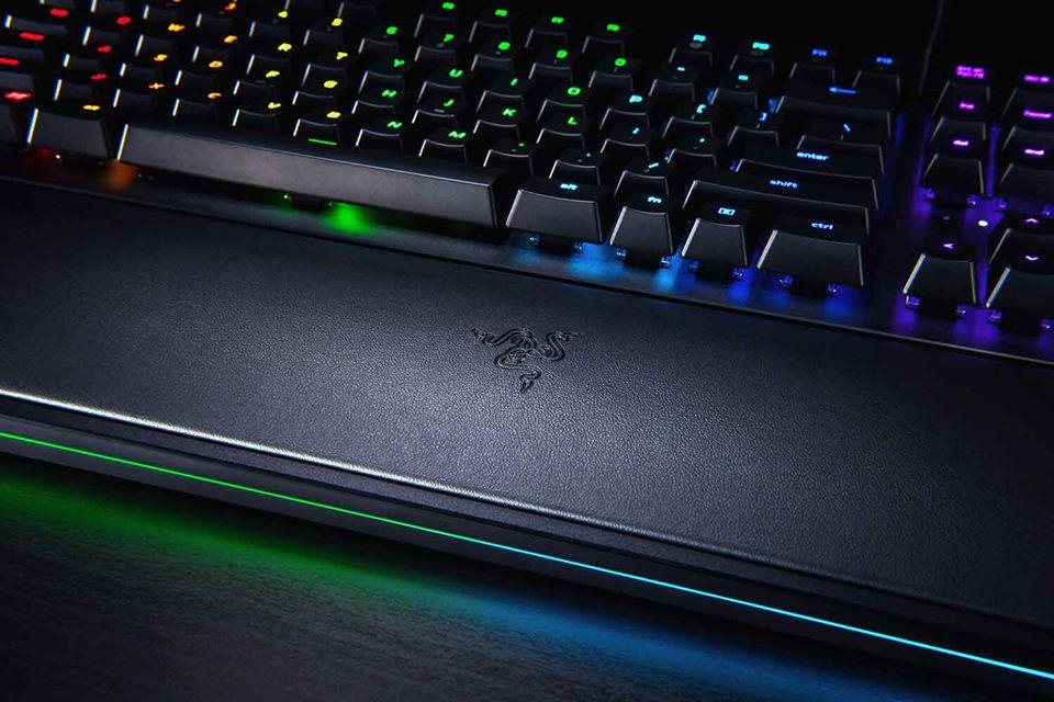 RAZER HUNTSMAN ELITE OPTO-MECHANICAL GAMING KEYBOARD (LIGHT & CLICKY) - DataBlitz