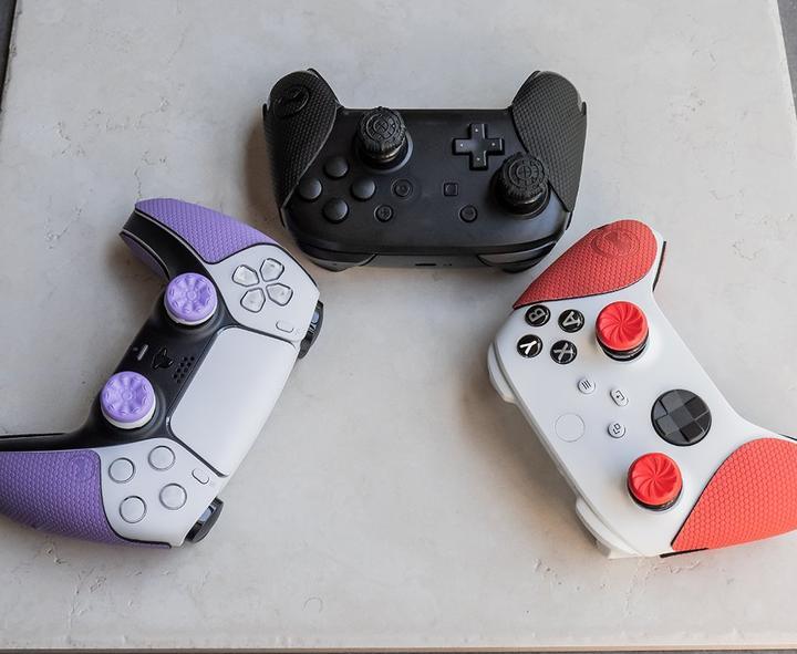 Kontrolfreek Grips For PS5 (Inferno Red/Rouge) - DataBlitz
