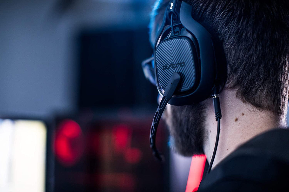 ASTRO A40 TR GAMING HEADSET + MIXAMP PRO (PC/MAC/PS4) (BLACK) - DataBlitz