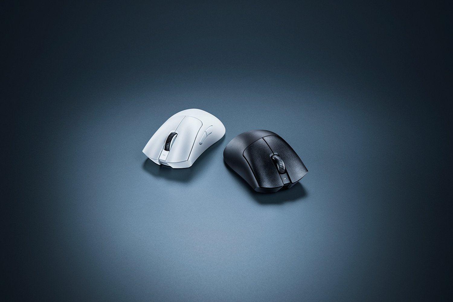 Razer Deathadder V3 Pro Ultra-Lightweight Wireless Ergonomic Esports Gaming Mouse (White) - DataBlitz