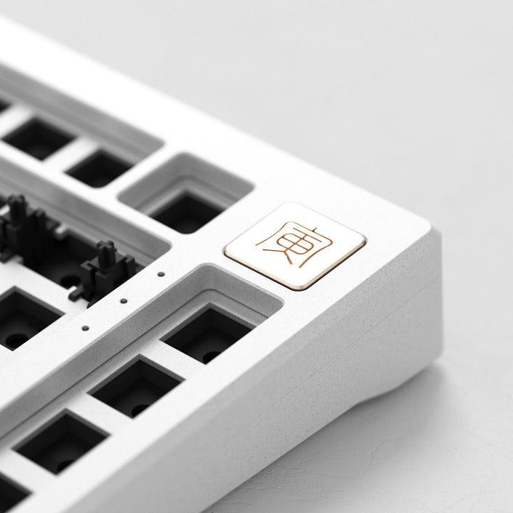 AKKO MOD006 RGB Hot-Swappable Mechanical Keyboard DIY Kit With Gasket Mount Structure (Pearl White) - DataBlitz