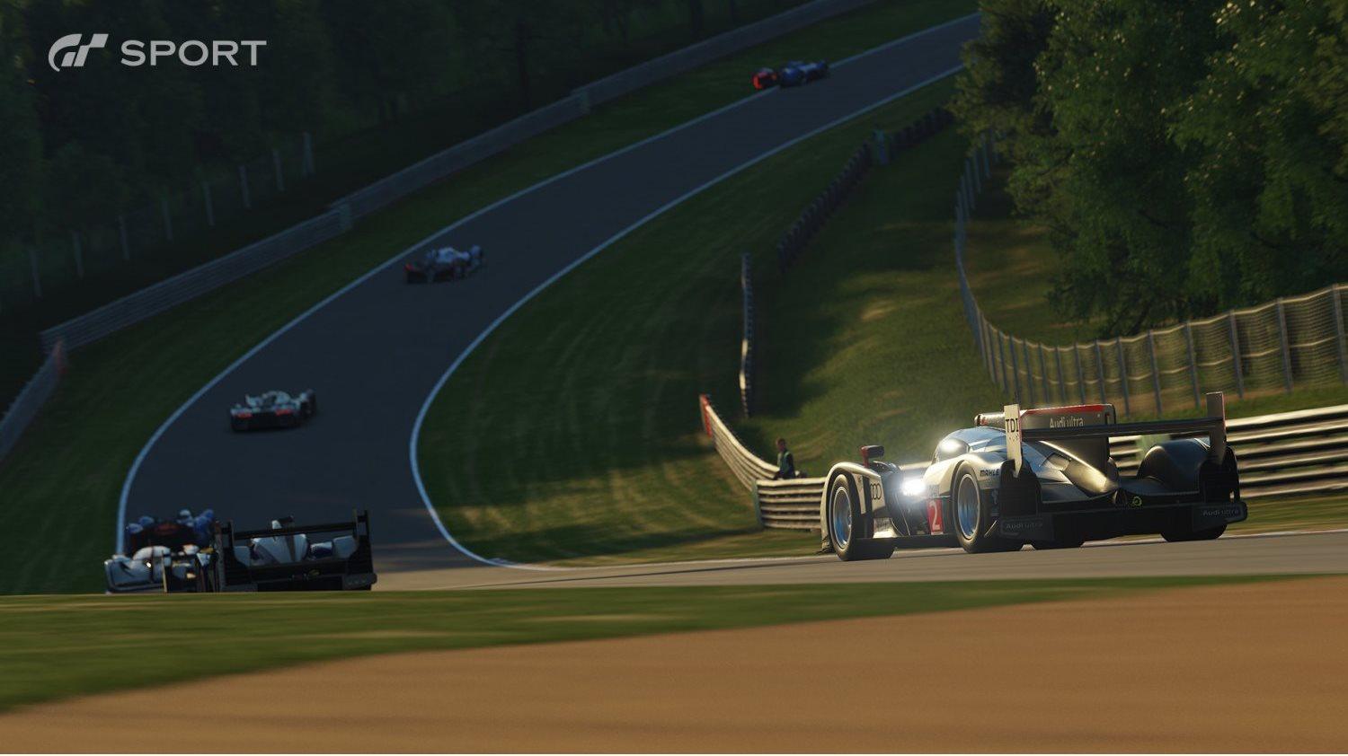 PS4 GRAN TURISMO SPORT THE REAL DRIVING SIMULATOR VR PLAYSTATION HITS - DataBlitz
