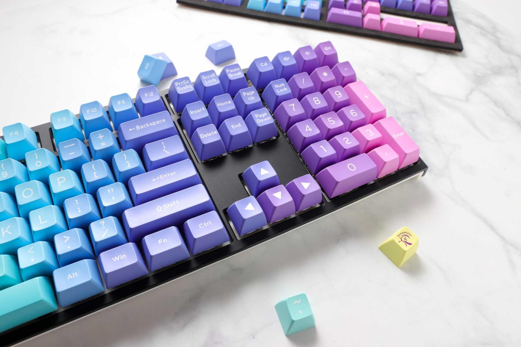 DUCKY 108-KEY ABS SEAMLESS DOUBLESHOT AZURE SA KEYCAP SET (DKSA108-USADZZWSA) - DataBlitz