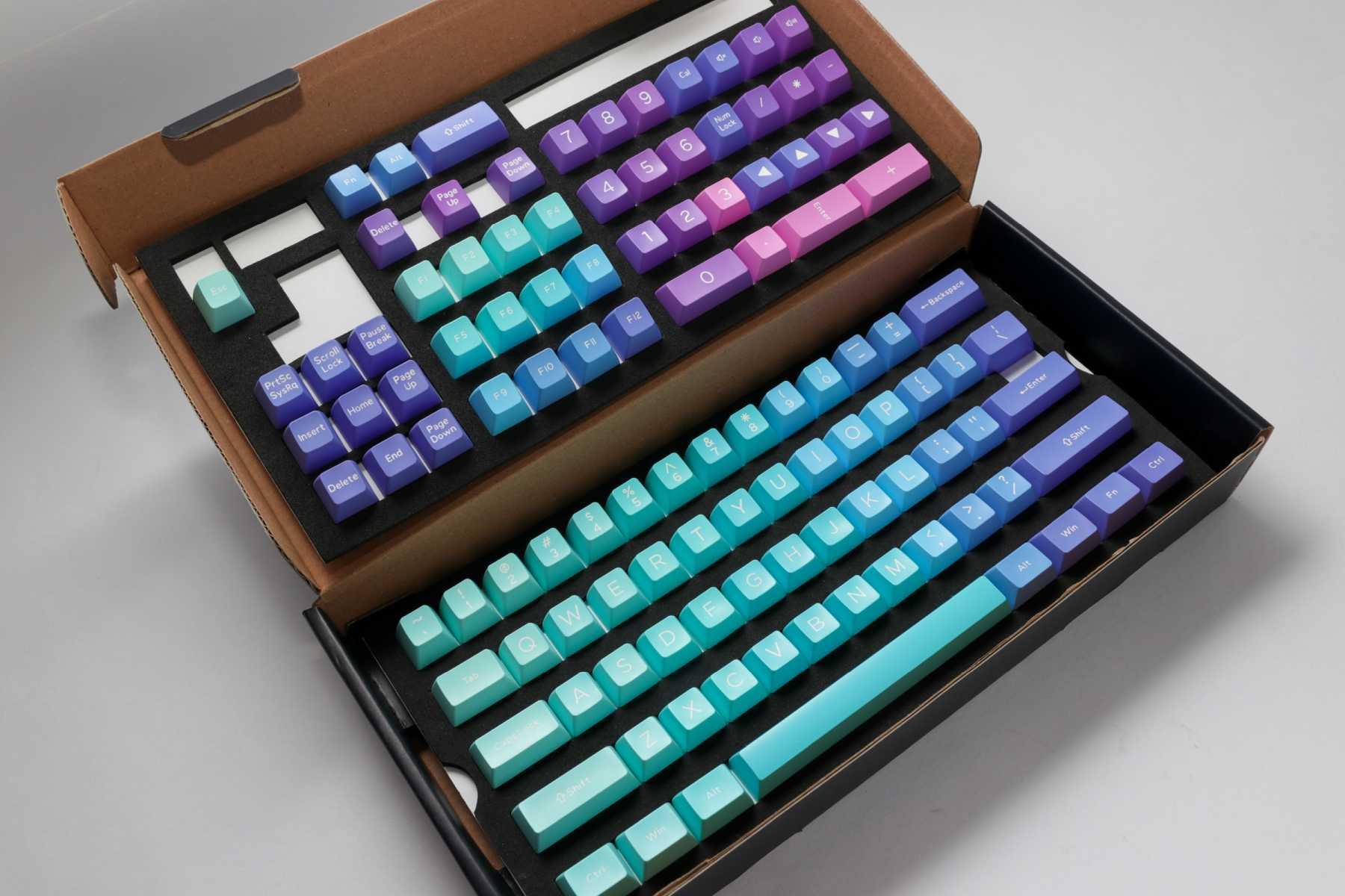 DUCKY 108-KEY ABS SEAMLESS DOUBLESHOT AZURE SA KEYCAP SET (DKSA108-USADZZWSA) - DataBlitz