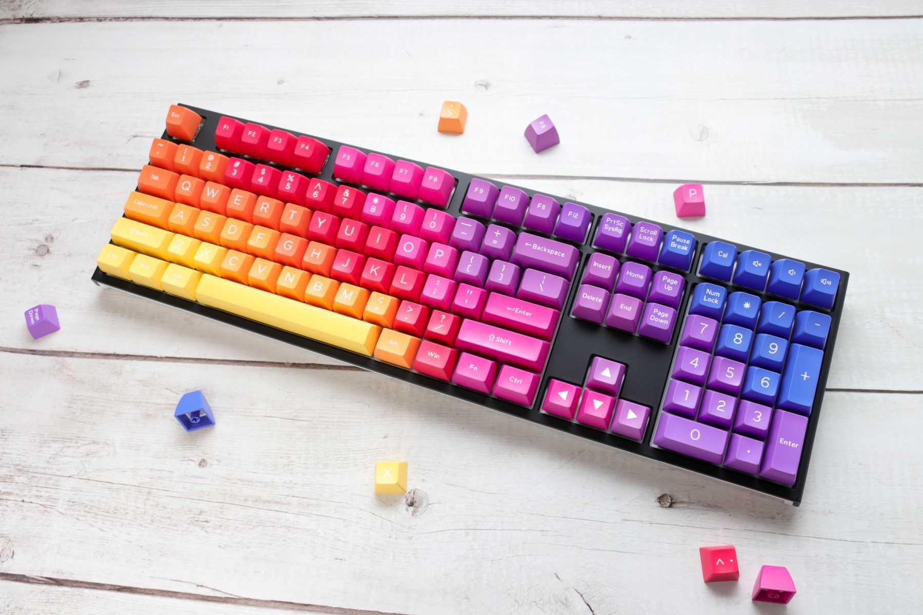 DUCKY 108-KEY ABS SEAMLESS DOUBLESHOT AFTERGLOW SA KEYCAP SET (DKSA108-USADZZWSG) - DataBlitz