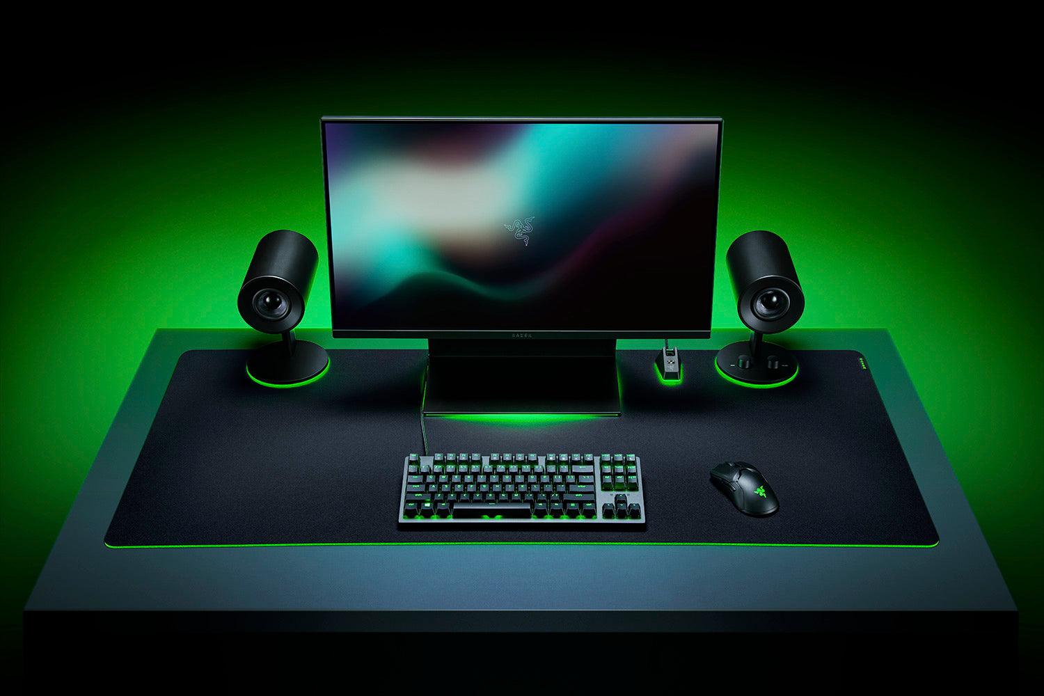 RAZER GIGANTUS V2 SOFT GAMING MOUSE MAT 3XL (1200MMX550MM) - DataBlitz