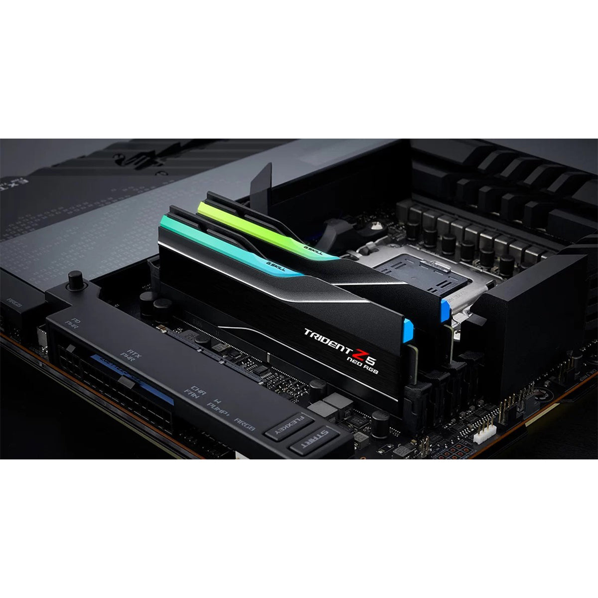 G.Skill Trident Z5 Neo RGB 32GB (2x16GB) DDR5 6000 MT/s CL26-36-36-96 1.45V AMD EXPO Desktop