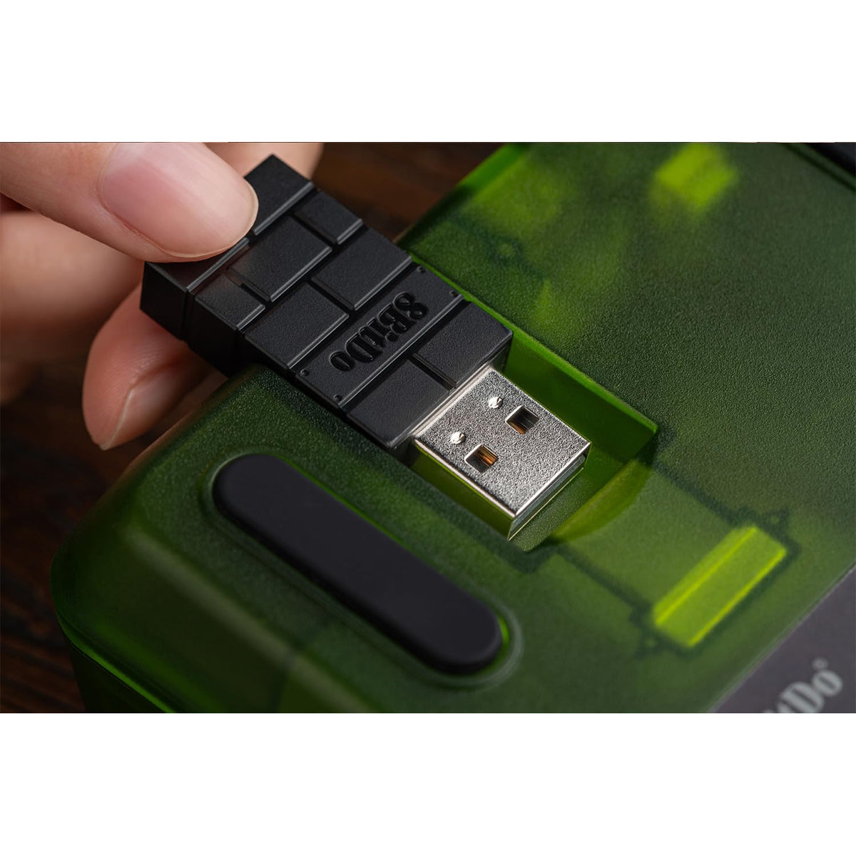 8Bitdo Retro 18 Mechanical Numpad Xbox Edition (85HB)
