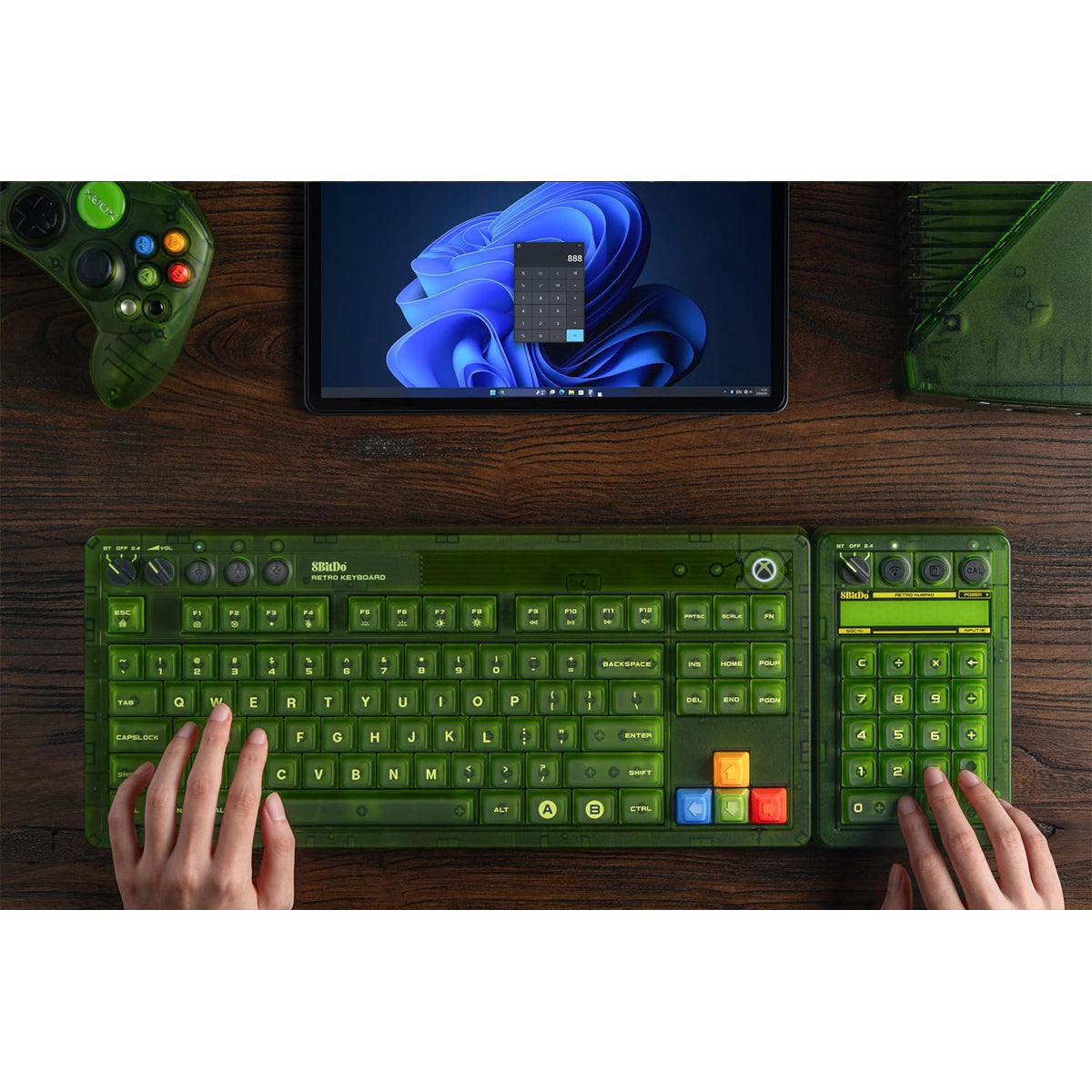 8Bitdo Retro 18 Mechanical Numpad Xbox Edition (85HB)