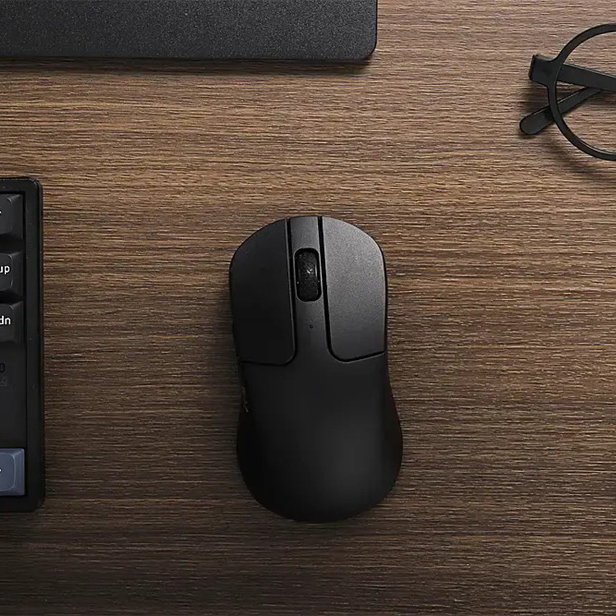Keychron M3 Mini 1000Hz Wireless Mouse (Black, White) (M3M-A1, M3M-A3)