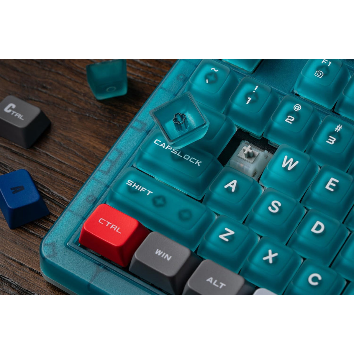 8Bitdo Retro 87 Mechanical Keyboard (Clear Blue) (85HD) | Datablitz