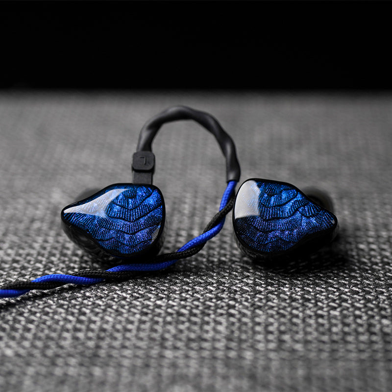 Truthear Nova 1DD + 4BA Hybrid In-Ear Monitor with Detachable Cable