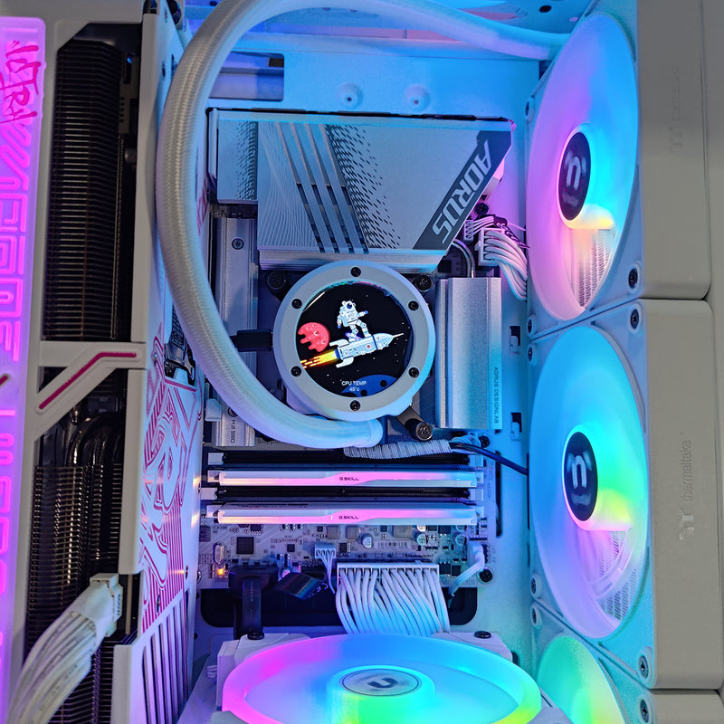 Ultra Tower 300 White Desktop Gaming PC | DataBlitz