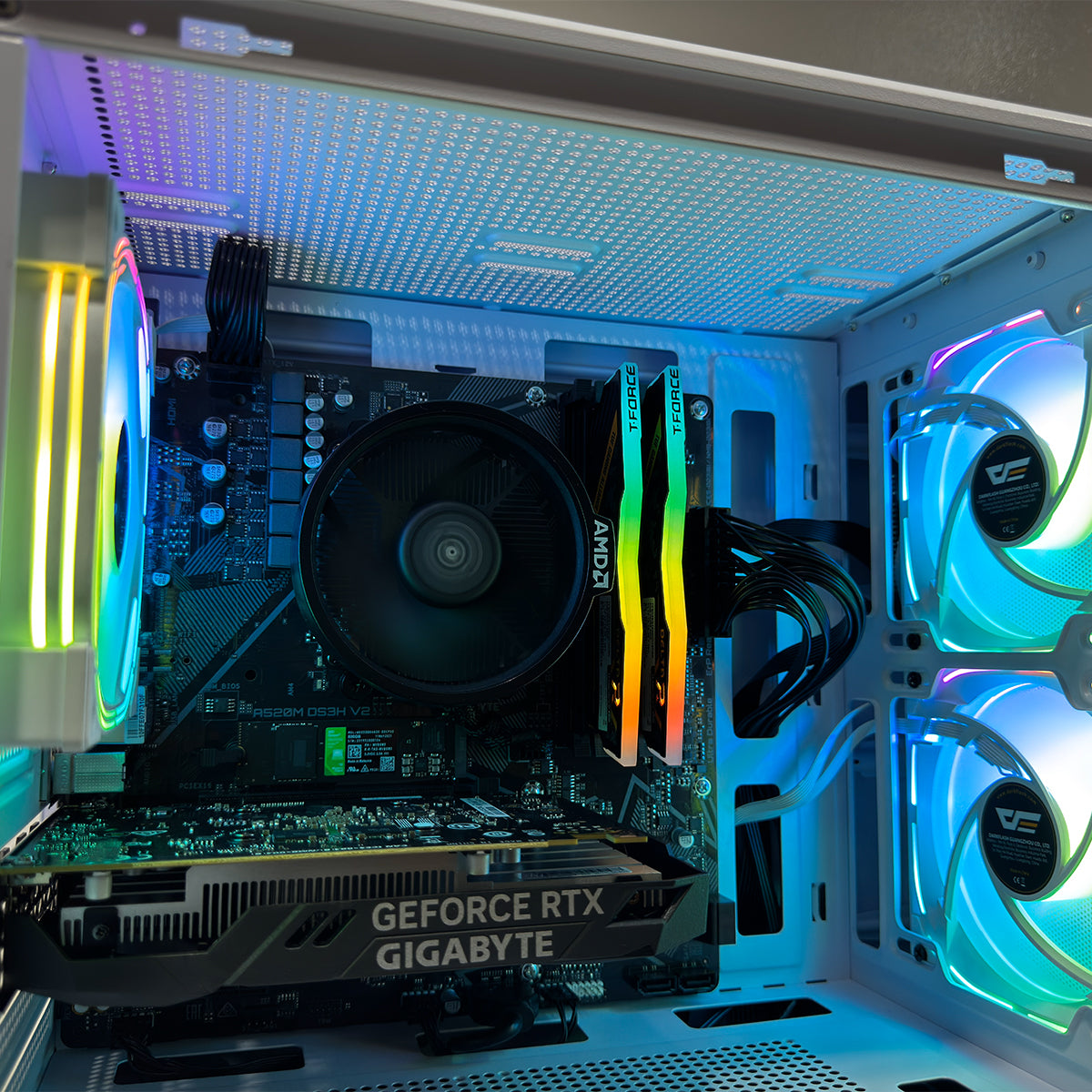 Alpha DB330M Mesh White Desktop Gaming PC
