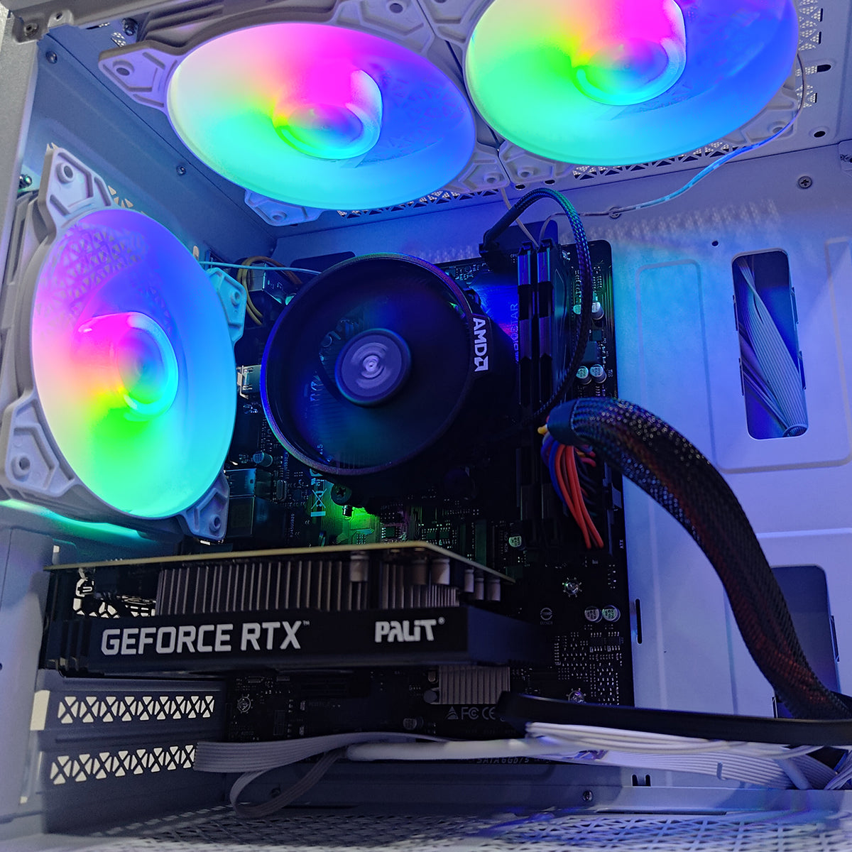 Alpha Reyna White Desktop Gaming PC