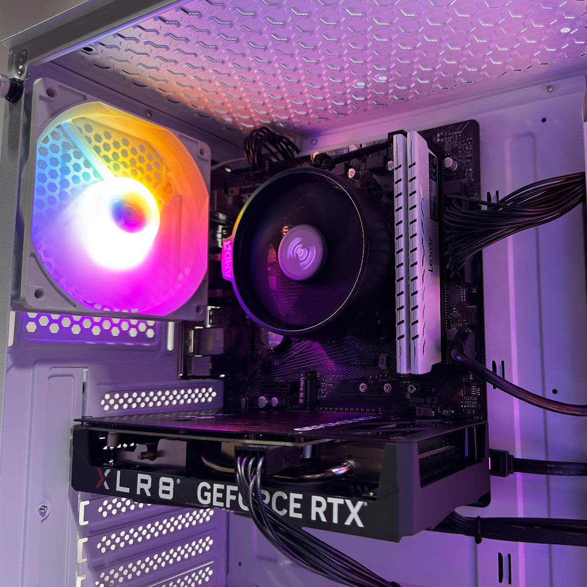 Alpha Hermes White Desktop Gaming