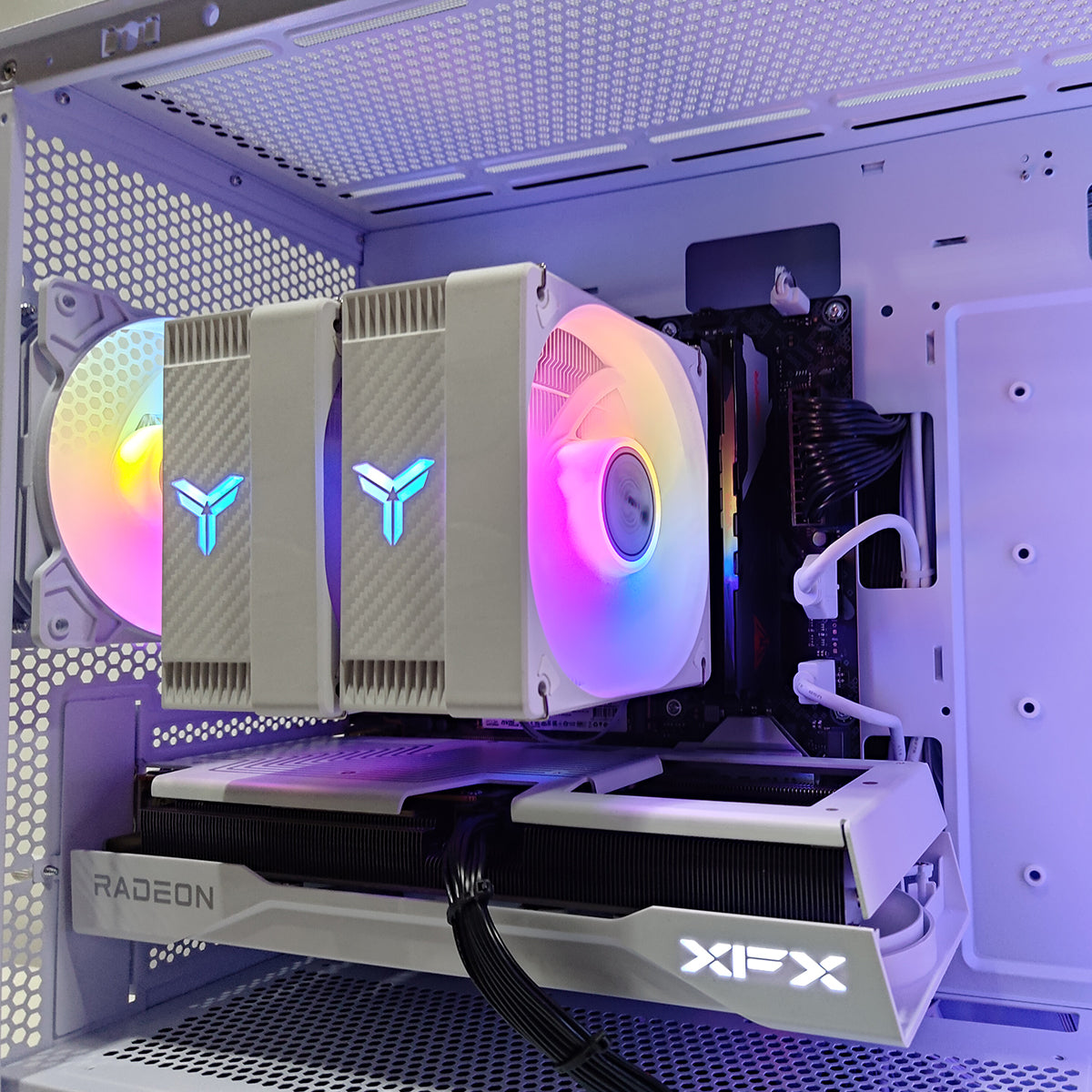 Aurora X5M White Desktop Gaming PC